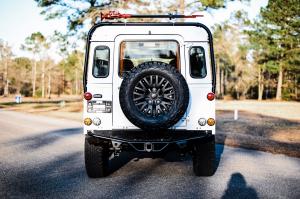 Land Rover Defender 110 by Osprey Custom Cars 1993 года 